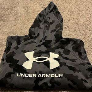 Boys UA hoodie